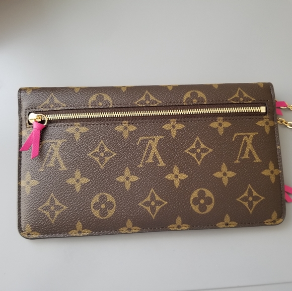 LOUIS VUITTON Beautiful Lemited Edition Shoulder/Crossbody LV Purse - Picture 9 of 16